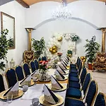 Komfort - Dwor Hubertus 2* Piekary Śląskie