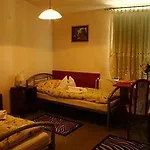 Hotel Komfort - Dwor Hubertus 2*