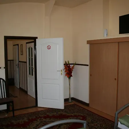 Komfort - Dwór Hubertus 2*