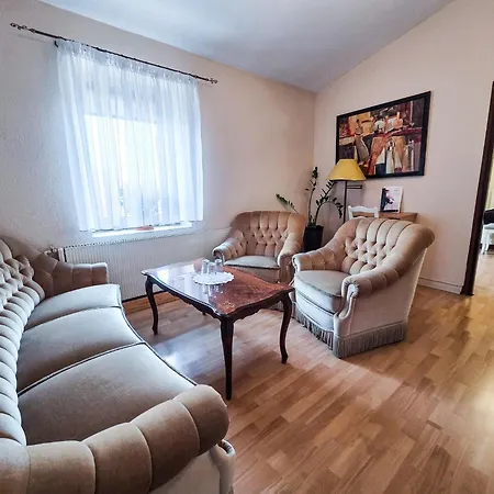 Komfort - Dwor Hubertus 2* Piekary Śląskie