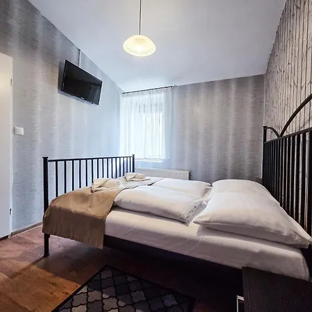 Komfort - Dwor Hubertus Hotel 2*