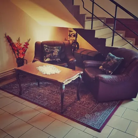 Komfort - Dwór Hubertus Hotel 2*