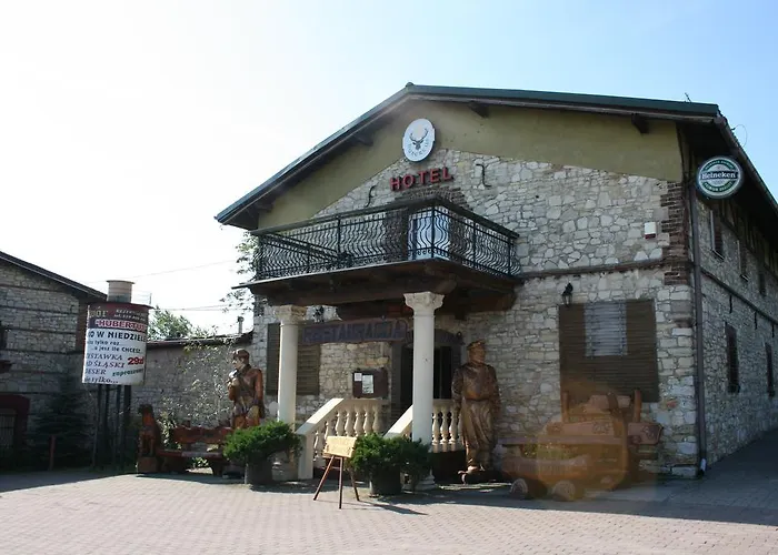 Komfort - Dwor Hubertus Otel