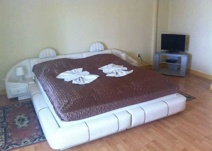 Hotel Komfort - Dwor Hubertus 2*