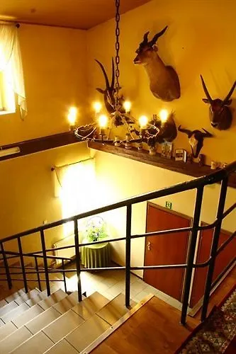 Otel Komfort - Dwor Hubertus